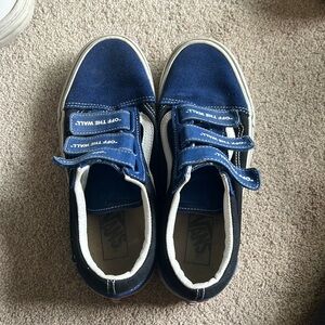 Blue and white off the wall velcro shoes